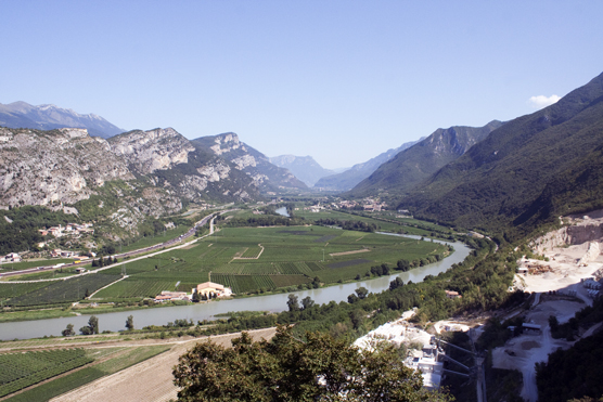 Dolcè (Vr), Panorama sulla Val d'Adige.