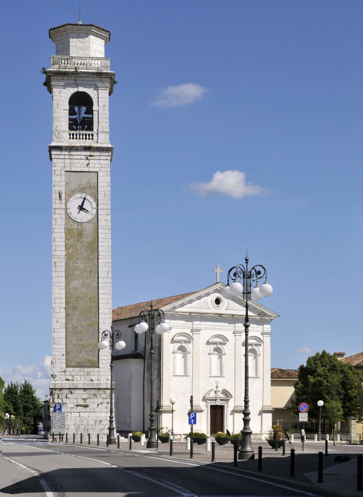 Orsago (Tv), Chiesa parrocchiale di San Benedetto Abate.