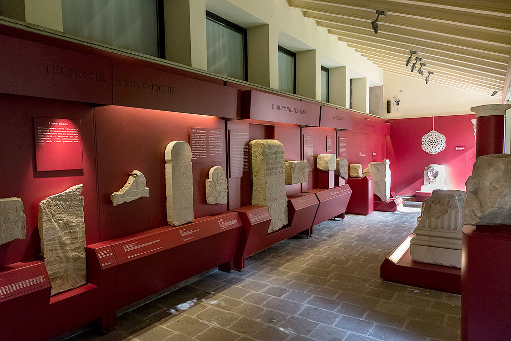 Adria (Ro), Museo Archeologico Nazionale, Lapidario romano.