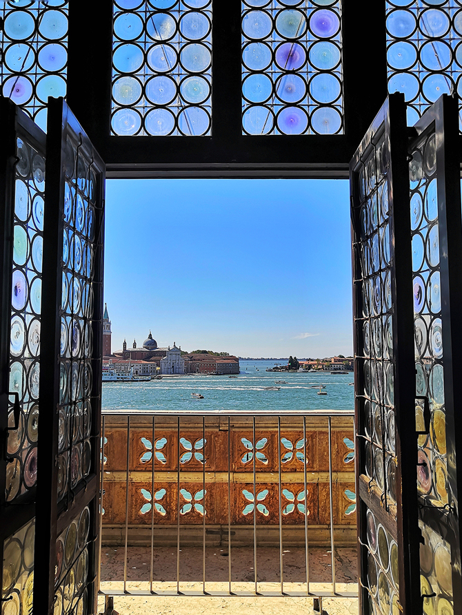 Venezia, Isola di San Giorgio Maggiore vista da Palazzo Ducale. 