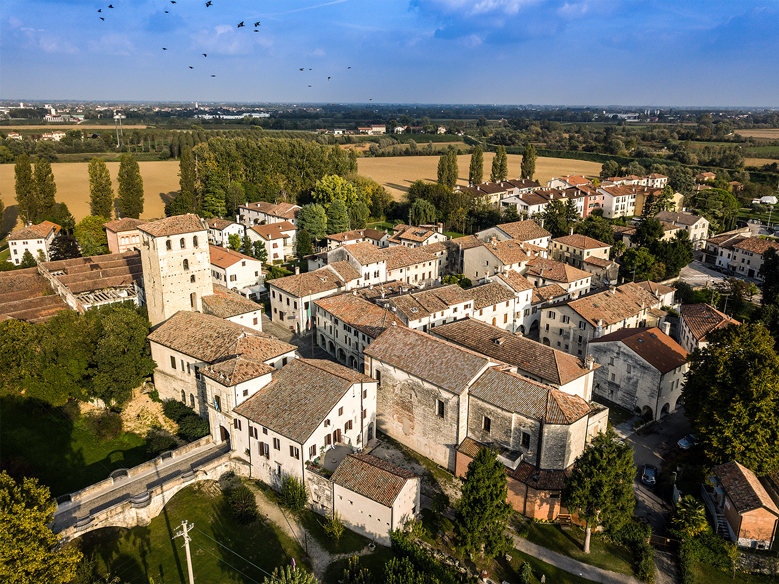 Portobuffol&egrave; (Tv), Panorama.