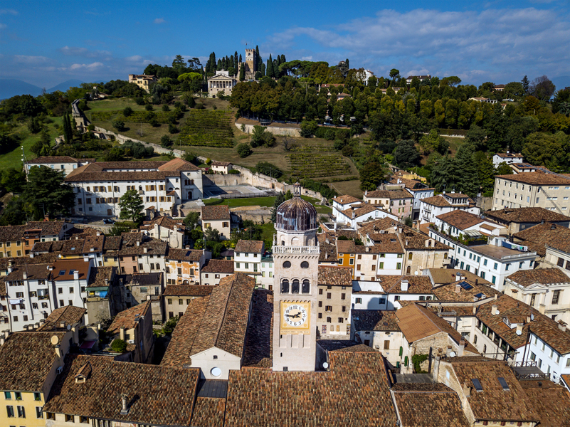 Conegliano (Tv), Panorama con campanile del Duomo di Santa Maria Annunziata e San Leonardo