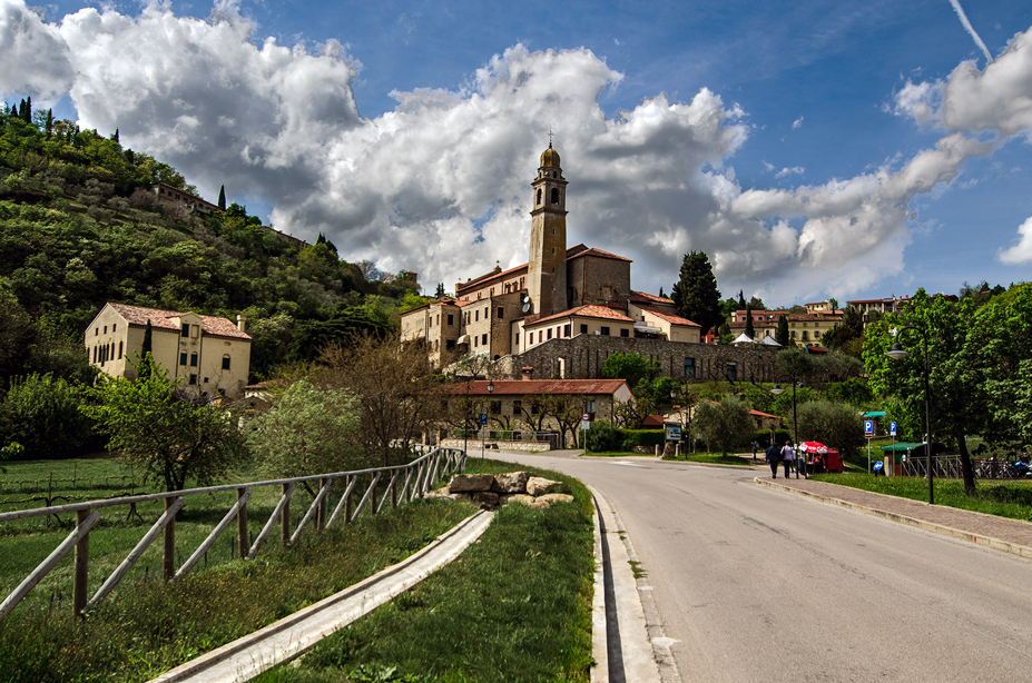 Arqu&agrave; Petrarca (Pd), Parco regionale dei Colli Euganei.
