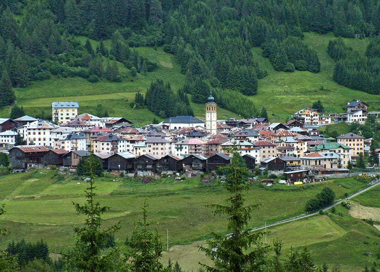 Comelico Superiore (Bl), località Dosoledo "I fienili".